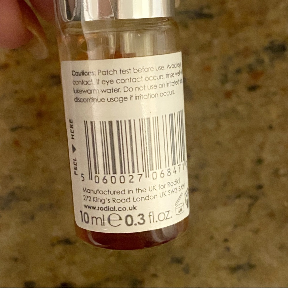 Rodial Vit C drops 6% vitamin C complex face serum - Picture 2 of 4